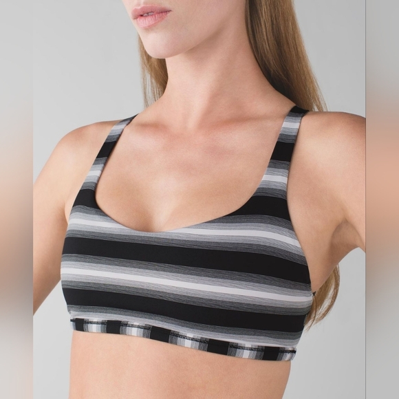 Lulu🍋 LULULEMON free to be wild capilano stripe bra 8 - Picture 4 of 10